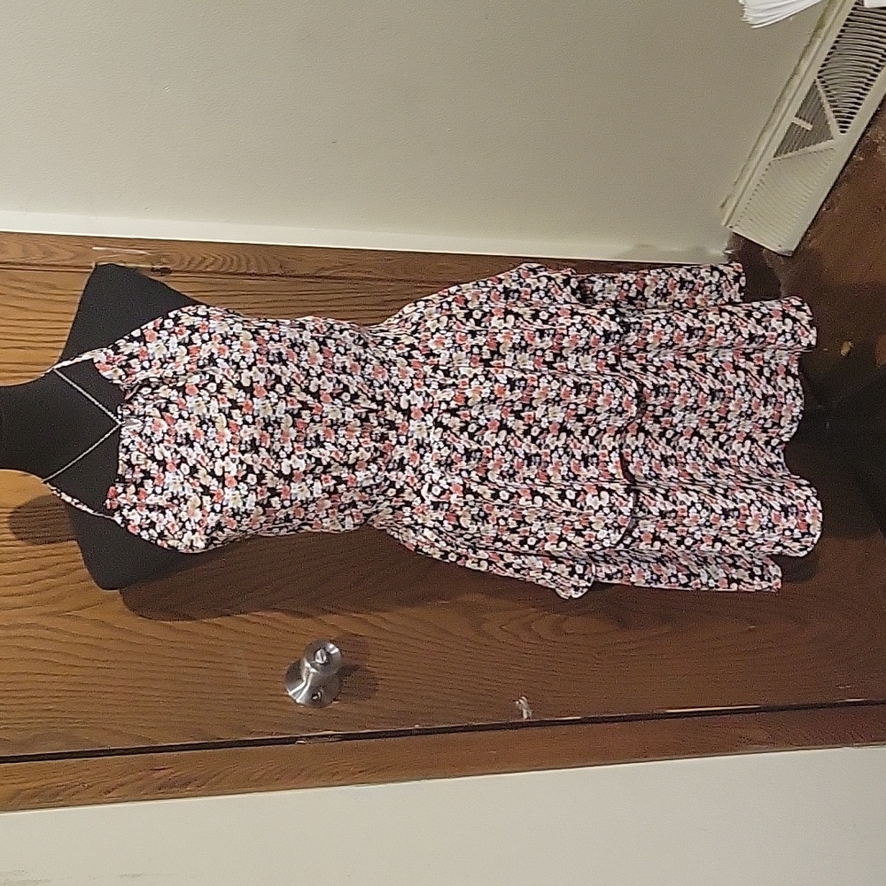 Pretty Garden Womens Dress Size Small